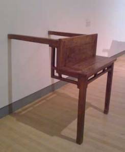 I-Weiwei-Three-legs-table